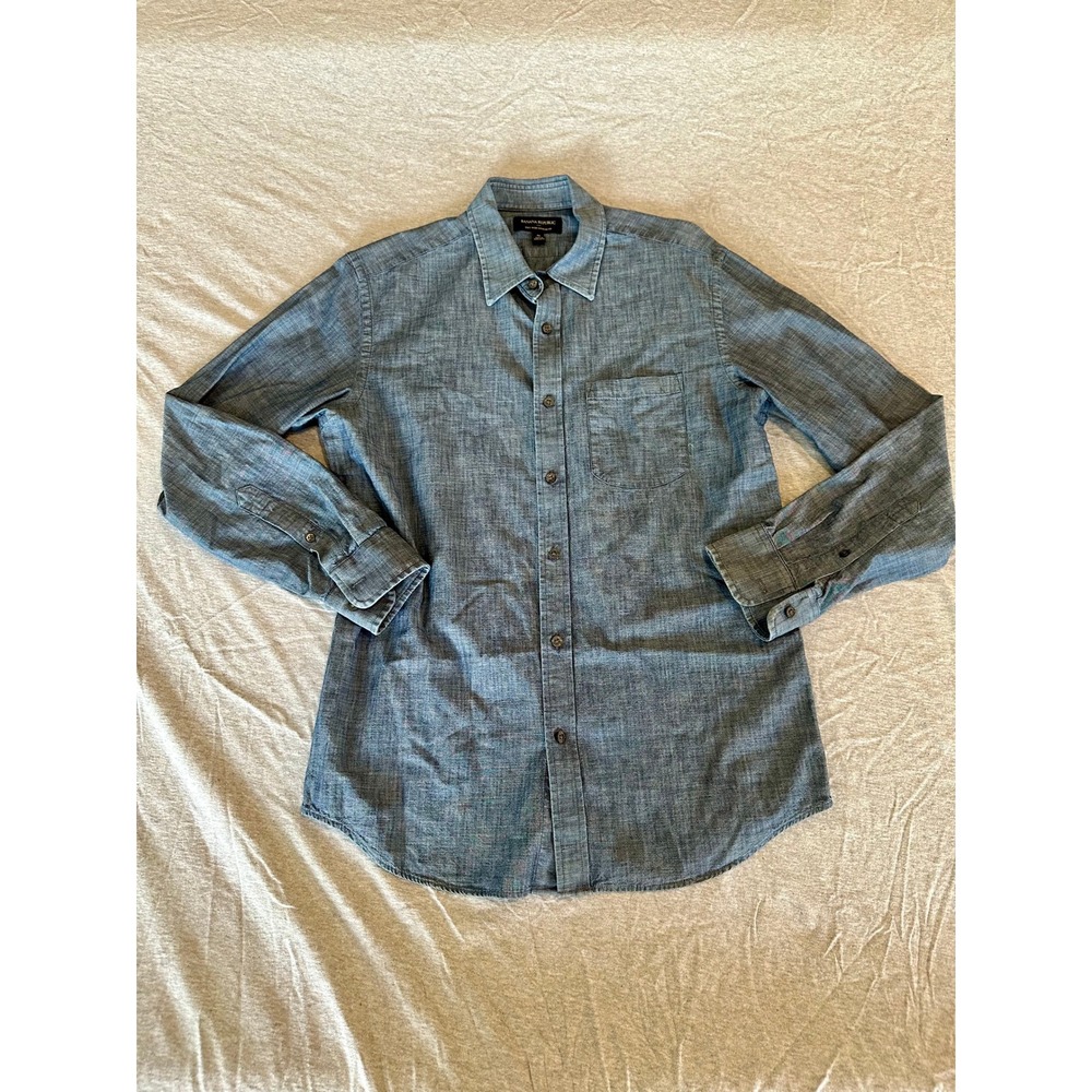 Banana Republic Mens Blue Soft Wash Standard Fit Chambray Button Down Shirt M